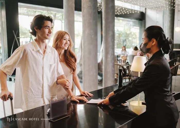 Cascade Hotell 4*