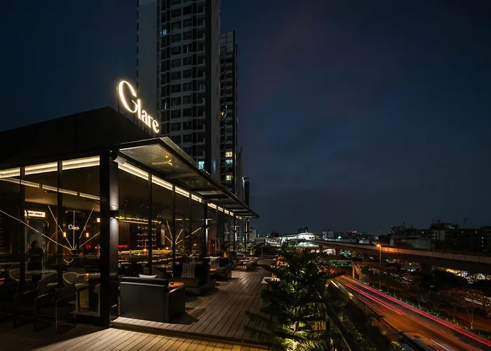 Отель Cascade 4*